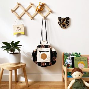 portable-toy-stprage-bag-Mini-Pouch-little-tiger-hanging