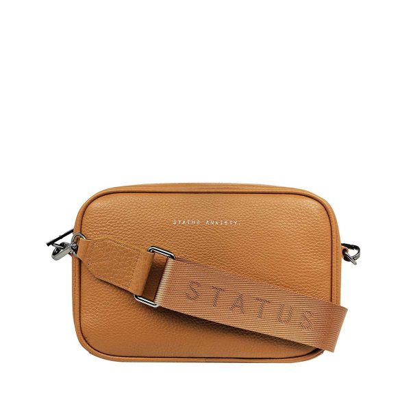 status anxiety tan plunder bag front